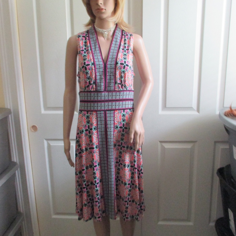 NWT - LONDON STYLE stretch dress - sz 10 -MSRP $60